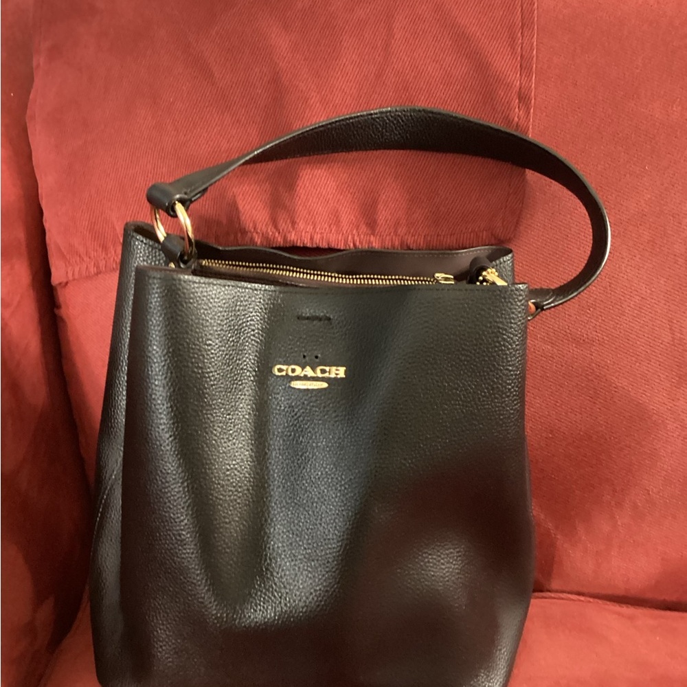 Coach Black Shoulder Bag - Picture 2 of 10